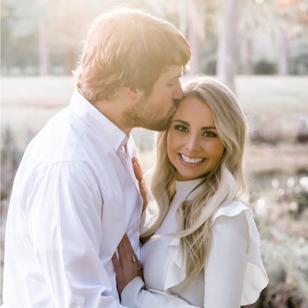 Meet your Posher!! Presley Davis 💗😃